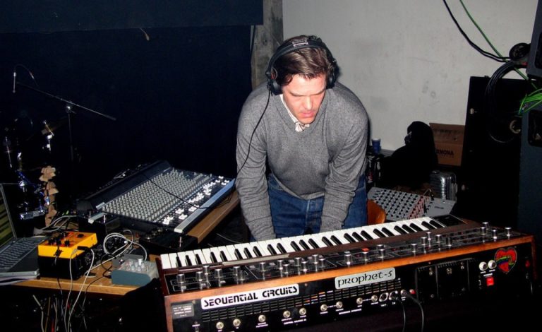 Amsterdam Dub Event: Moritz von Oswald / Alpha & Omega e.a. — Cultuur in Amsterdam