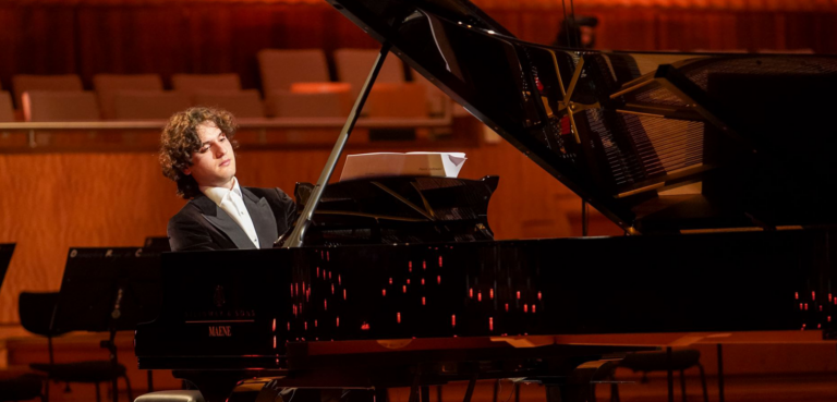 Aidan Mikdad plays Chopin’s Sonata No. 3 and Beethoven’s Waldstein — Muziek in Amsterdam