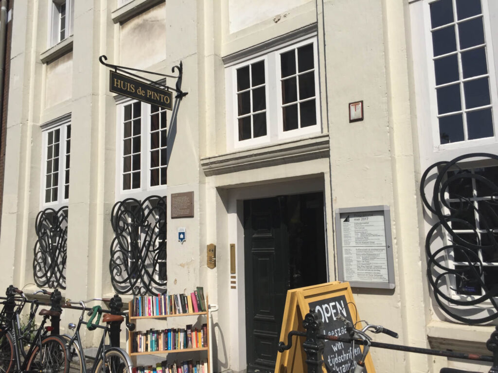 Huis De Pinto